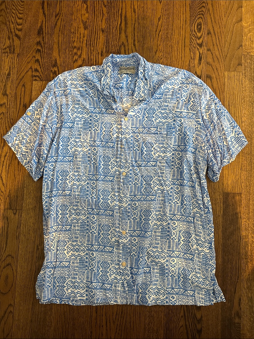 Kenny Flowers Blue & White Geometric Short-Sleeve Button-Up Shirt